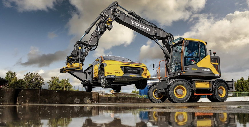 VOLVO CE HELPS ELEVATE MOTORSPORT SAFETY WITH ELECTRIC CAR RECOVERY SOLUTION